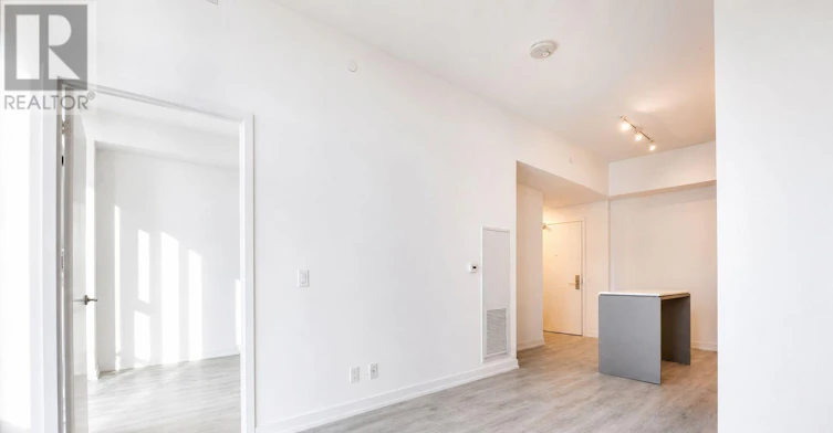 2309-33 Helendale Avenue, Toronto, ON, M4R 0A4 - 5