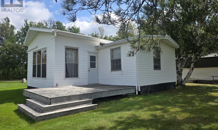 25 Sunset Drive