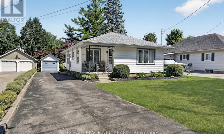 3832 Highland Drive
