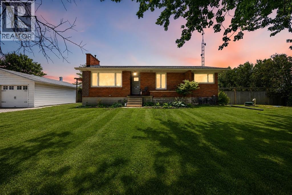 1933 Plank Road, St. Clair, ON, N7T 7H5