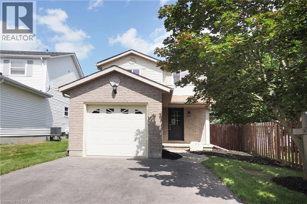 495 Misty Crescent, Kitchener, ON, N2B 3V6