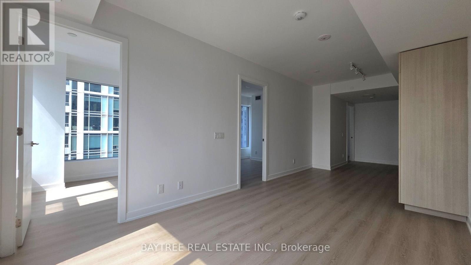 1611-100 Queen Street E, Toronto, ON, M5C 0B5 - 2