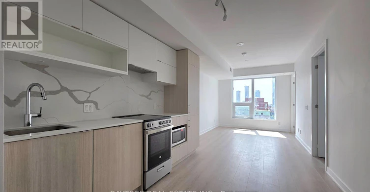 1611-100 Queen Street E, Toronto, ON, M5C 0B5
