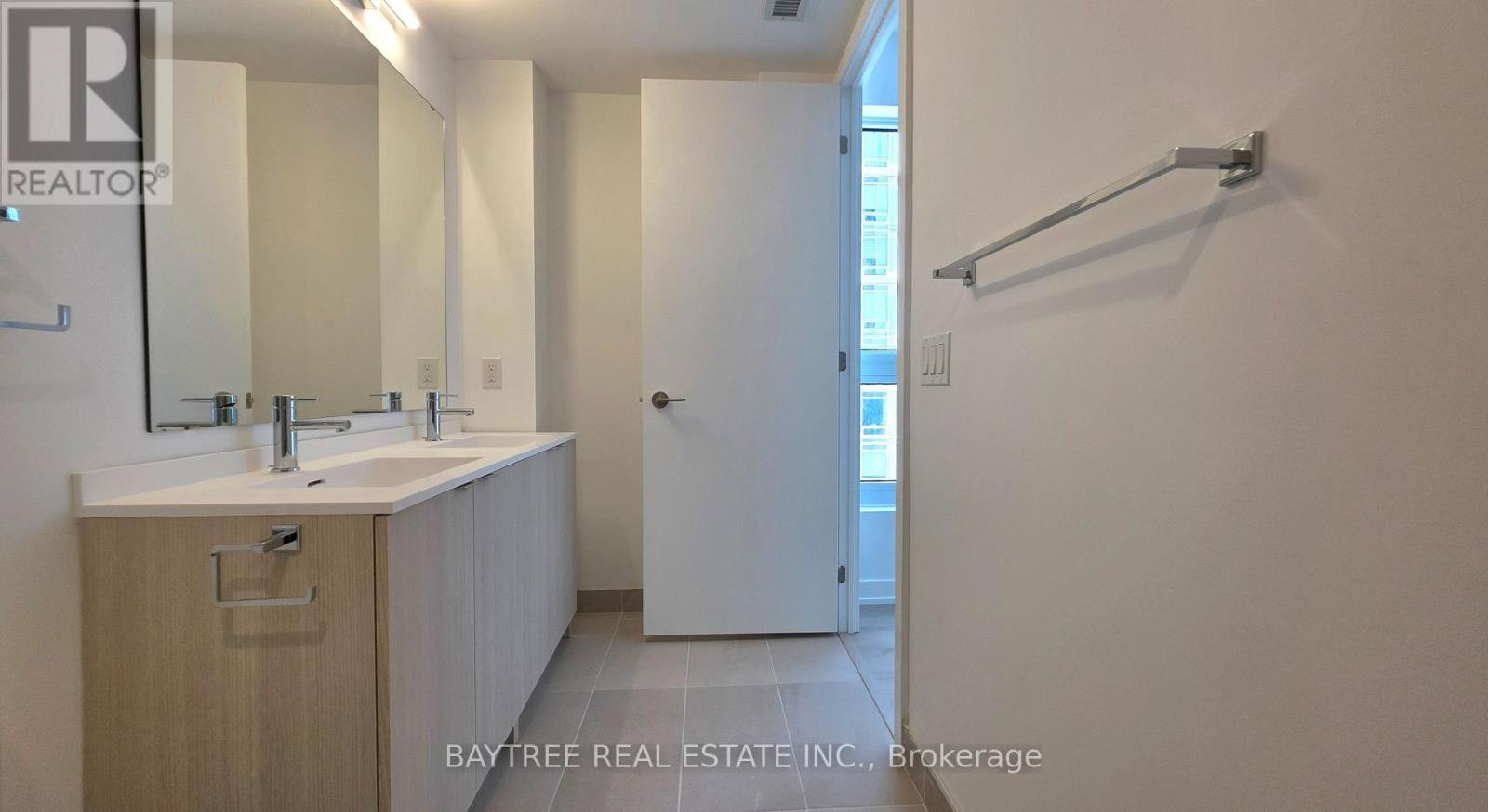 1611-100 Queen Street E, Toronto, ON, M5C 0B5 - 17