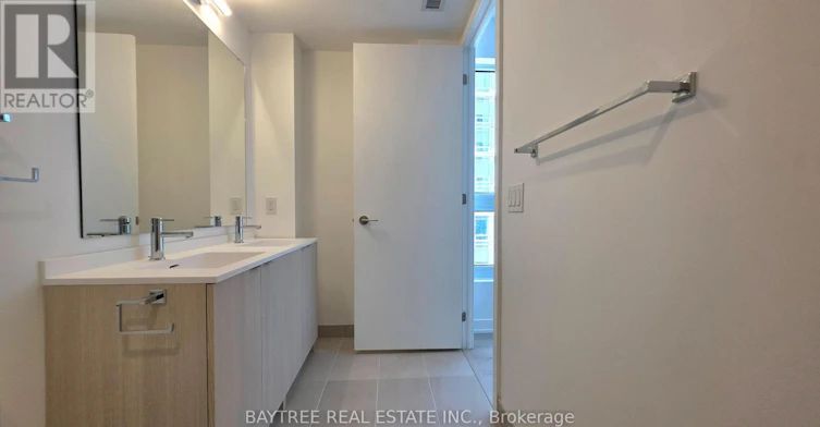 1611-100 Queen Street E, Toronto, ON, M5C 0B5 - 17