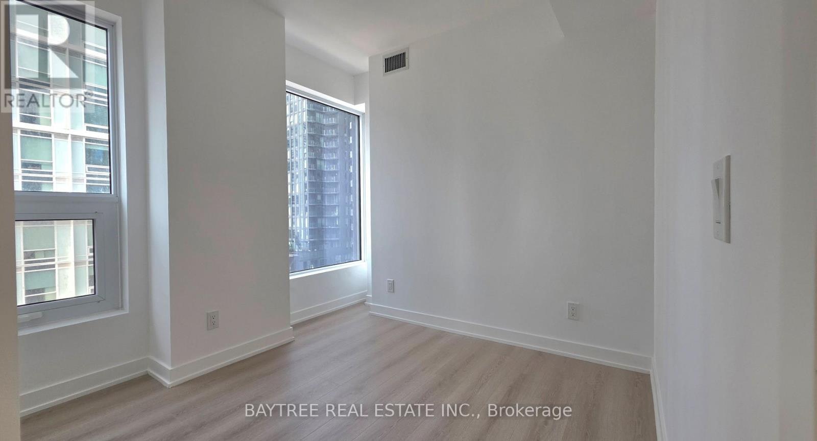 1611-100 Queen Street E, Toronto, ON, M5C 0B5 - 6