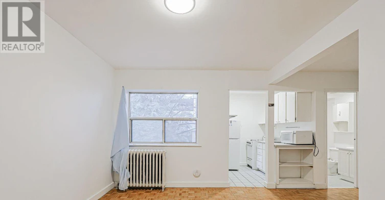 204-33 Maitland Street, Toronto, ON, M4Y 1C8 - 4
