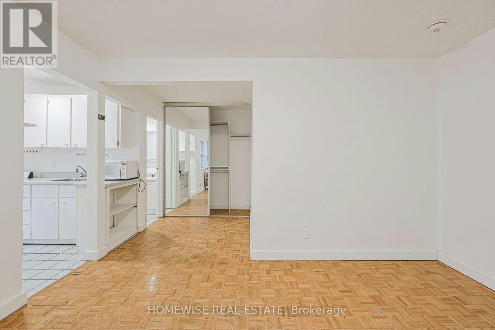 204-33 Maitland Street, Toronto, ON, M4Y 1C8 - 6