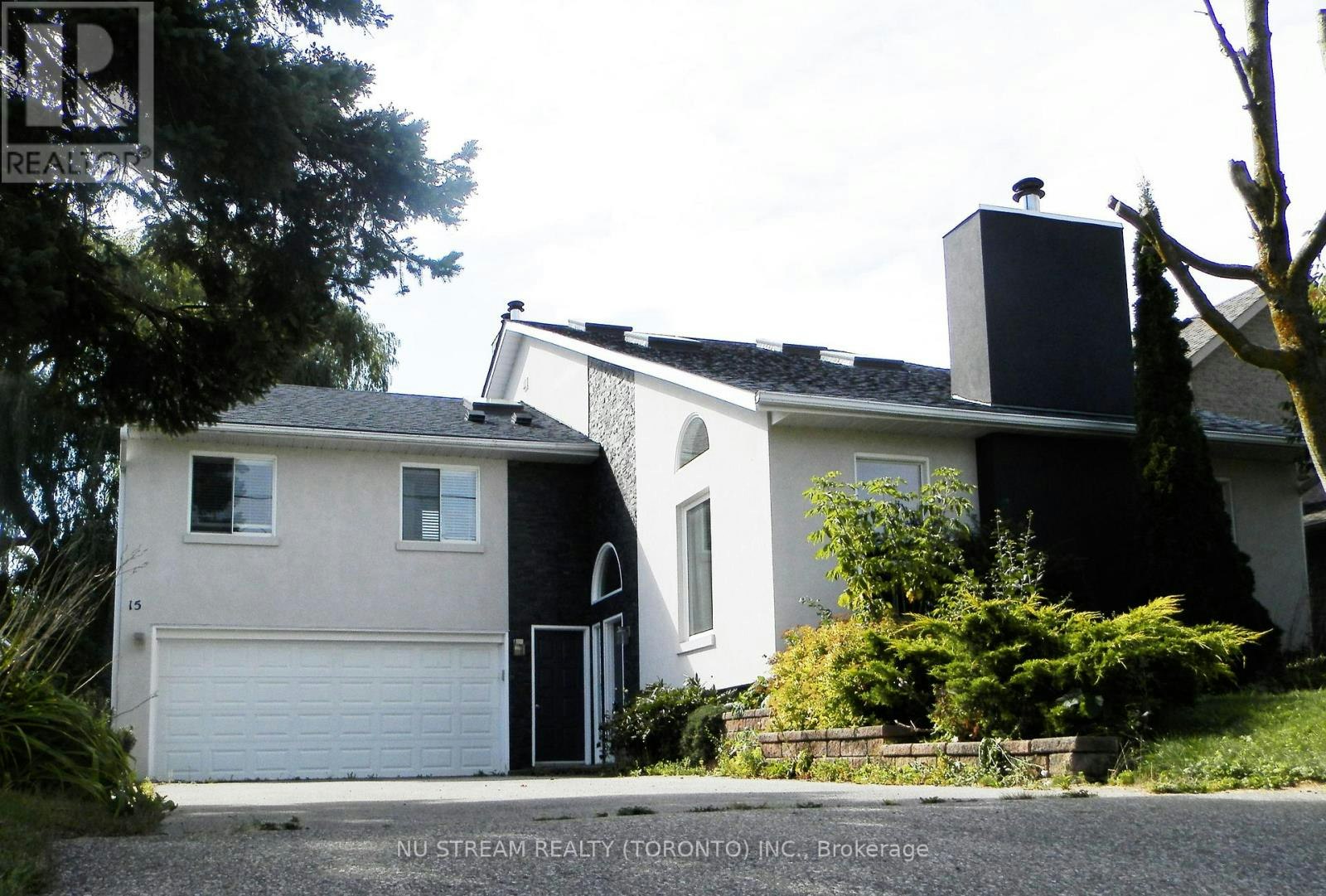 15 Bond Crescent, Richmond Hill, ON, L4E 3K2