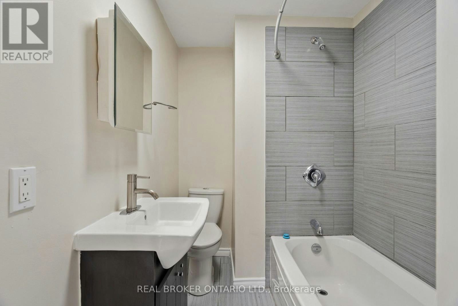 1B-1 Elgin Street N, Halton Hills, ON, L7J 2B2 - 7