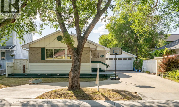 24 Mayfair Crescent
