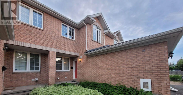 91 Scout Street, Ottawa, ON, K2C 4C9 - 2