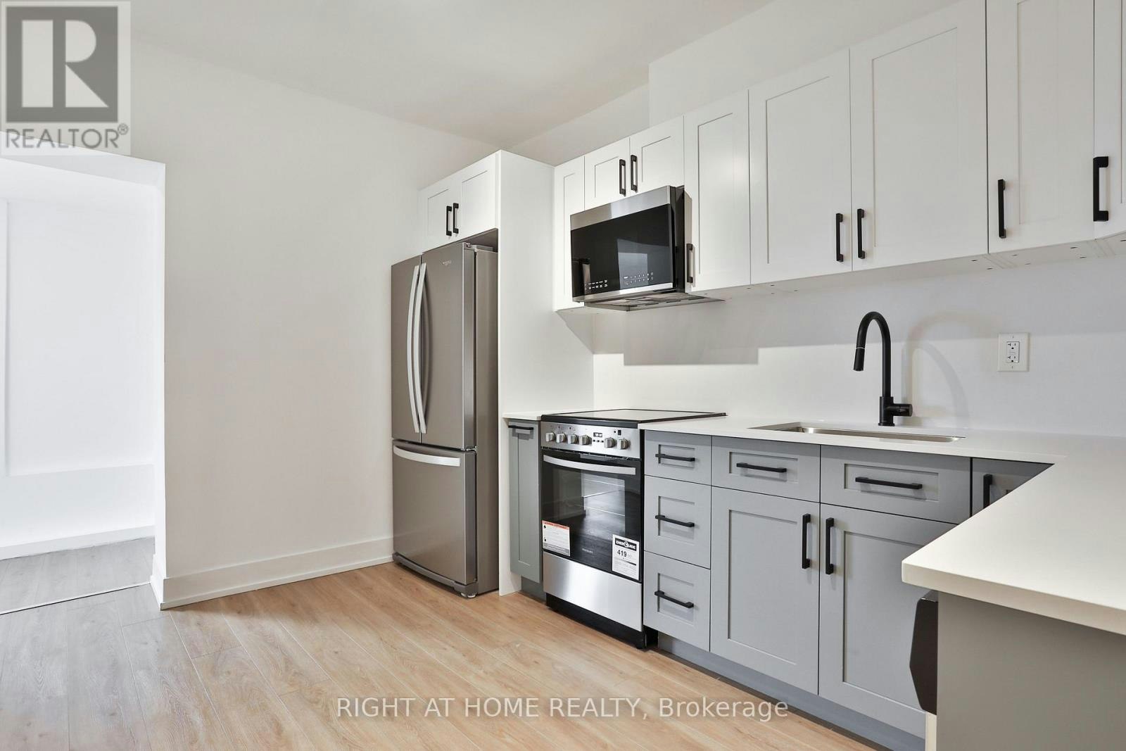 3F-552 College Street, Toronto, ON, M6G 1B1 - 2