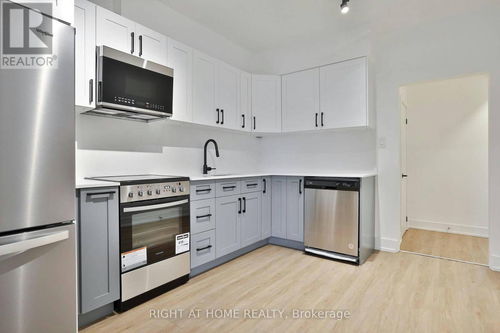 3F-552 College Street, Toronto, ON, M6G 1B1 - 3