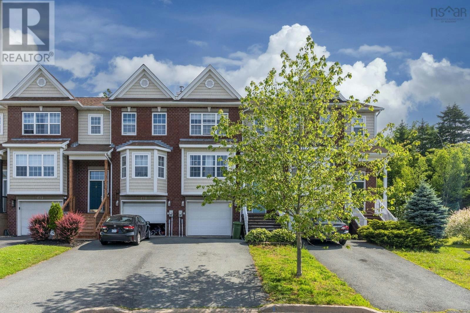 64 Surrey Way, Dartmouth, NS, B2W 6R7