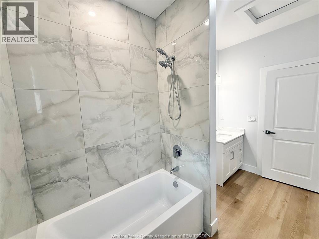 1740 Buckingham Drive, Windsor, ON, N8T 2A6 - 14