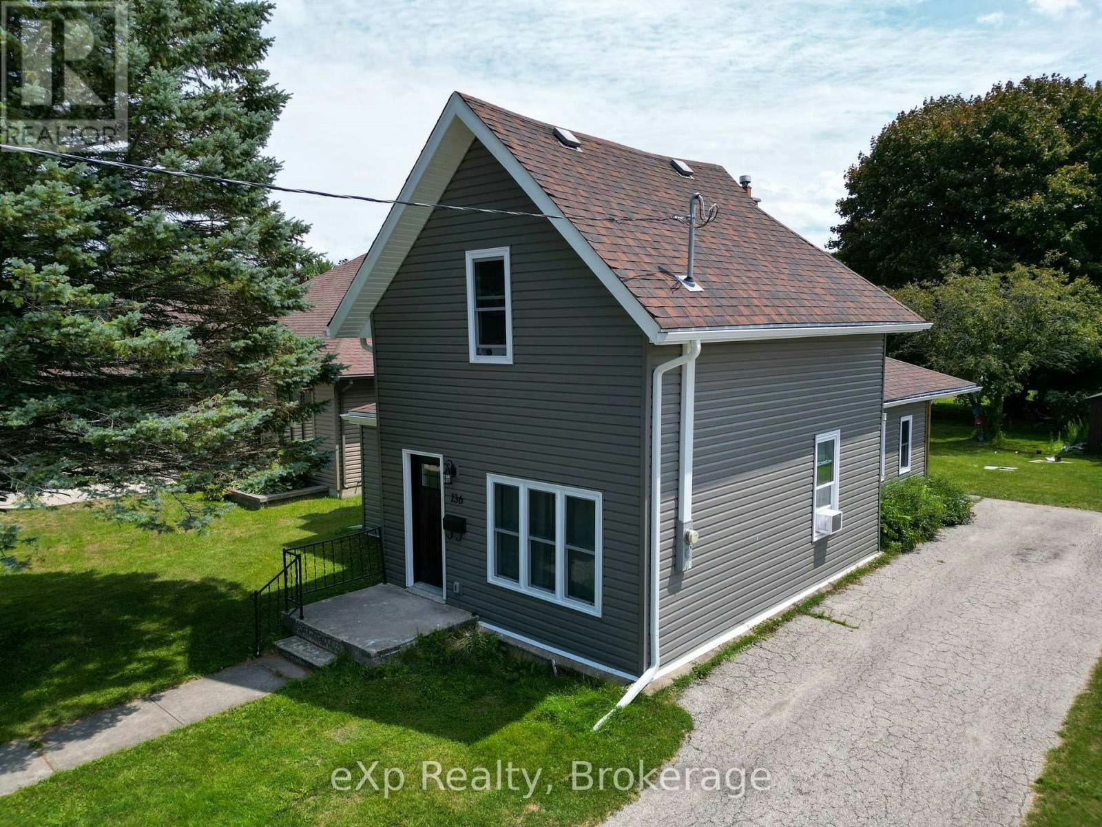 136 Breadalbane Street S, Saugeen Shores, ON, N0H 2L0
