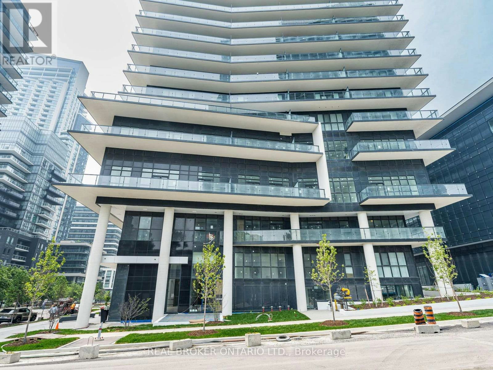4407-38 Annie Craig Drive, Toronto, ON, M8V 0G9 - 2