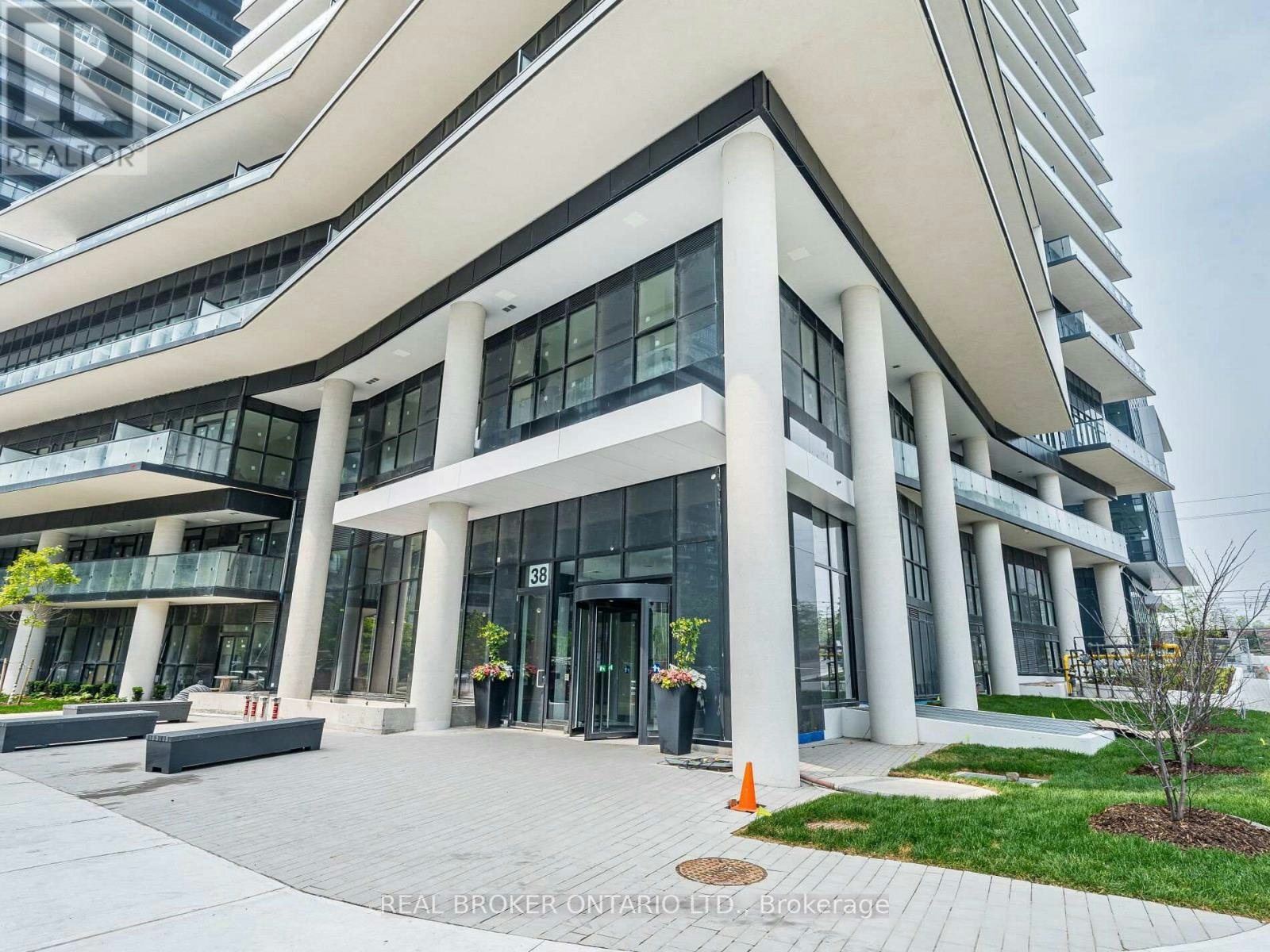 4407-38 Annie Craig Drive, Toronto, ON, M8V 0G9 - 4