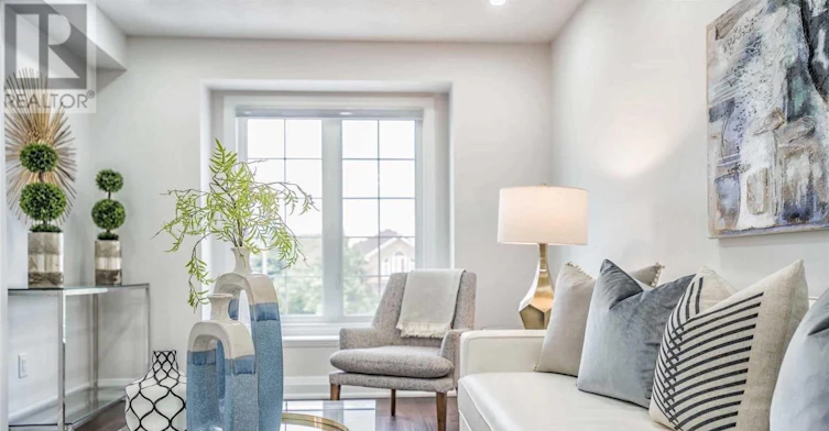 7153 Fairmeadow Crescent, Mississauga, ON, L5N 8R7 - 4