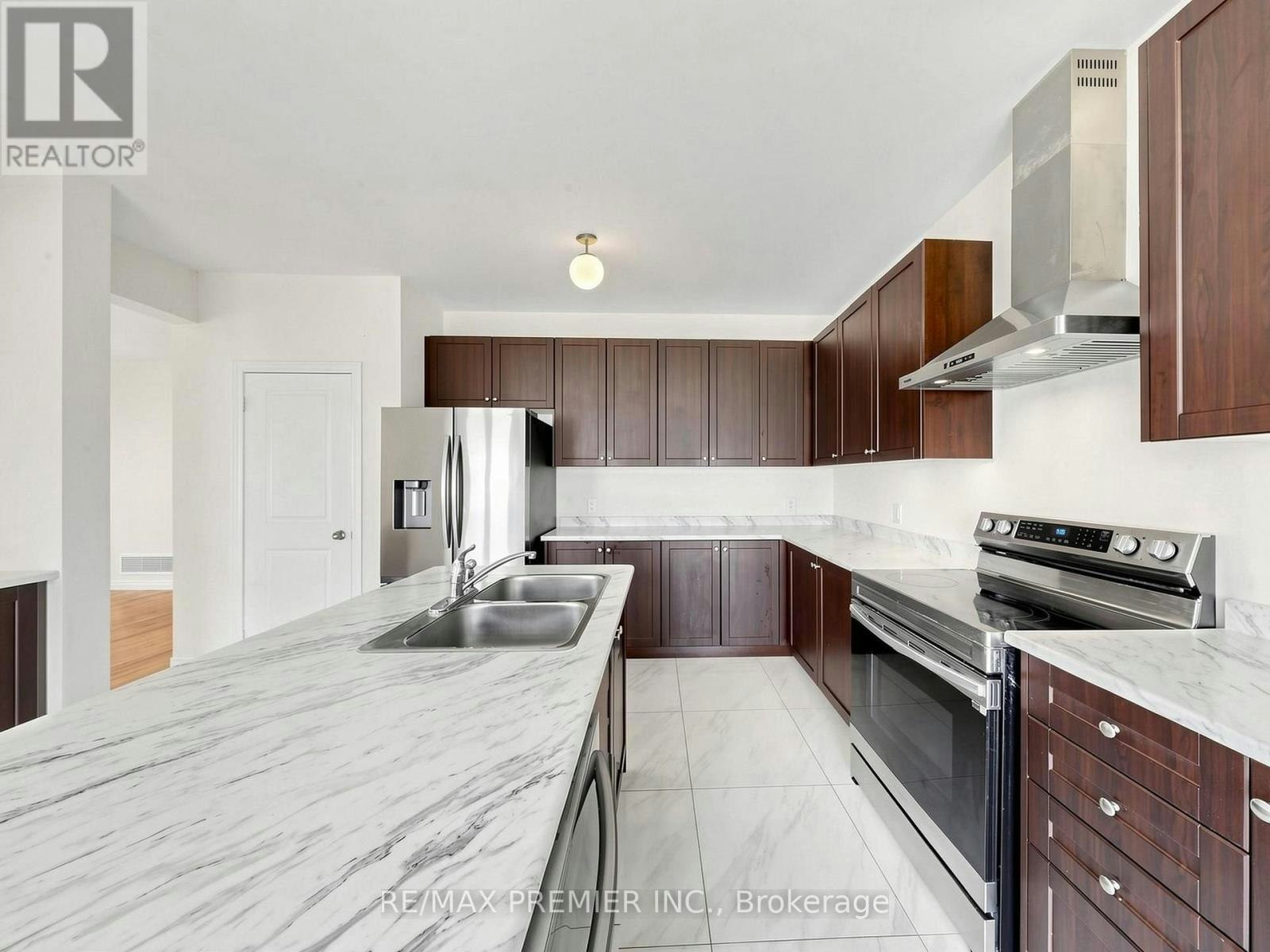 380 Leanne Lane, Shelburne, ON, L9V 3Y6 - 8