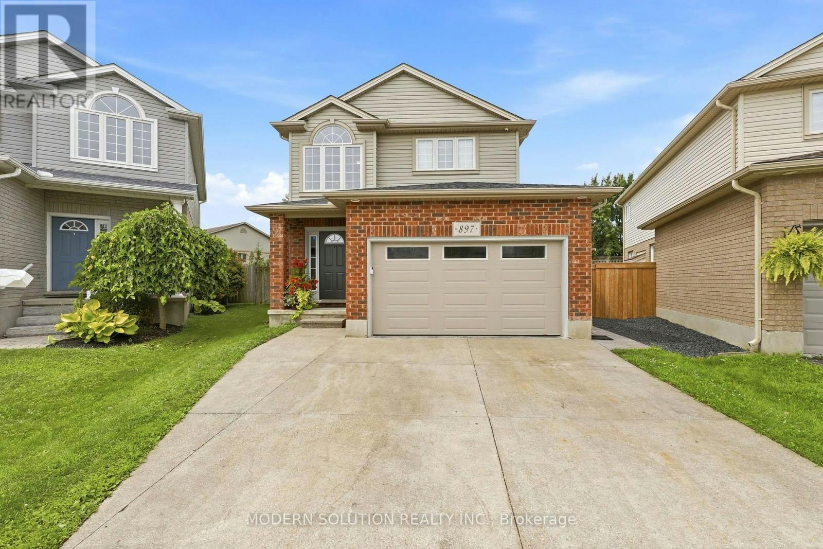 897 Bradshaw Crescent, London, ON, N5X 0B6