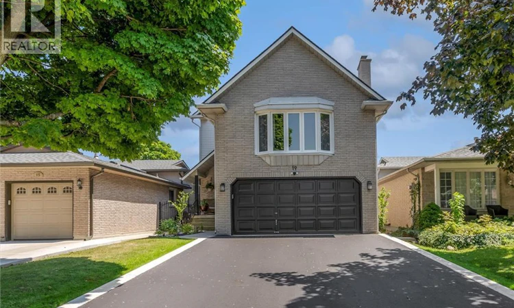19 Millpond Place