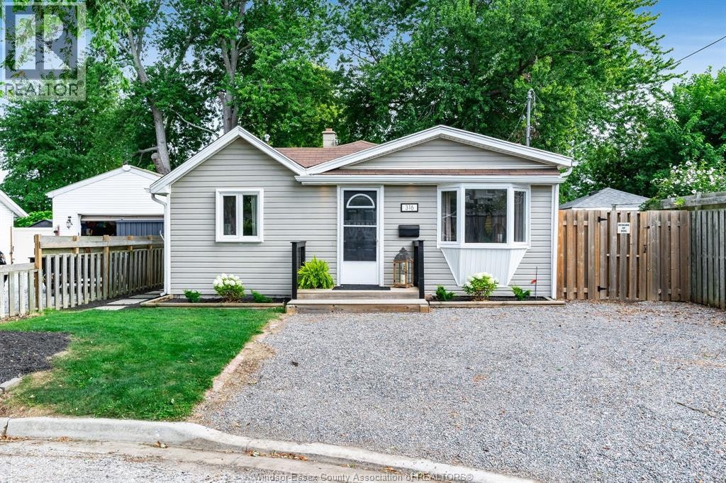 316 Erieview Drive, Kingsville, ON, N9Y 1M4