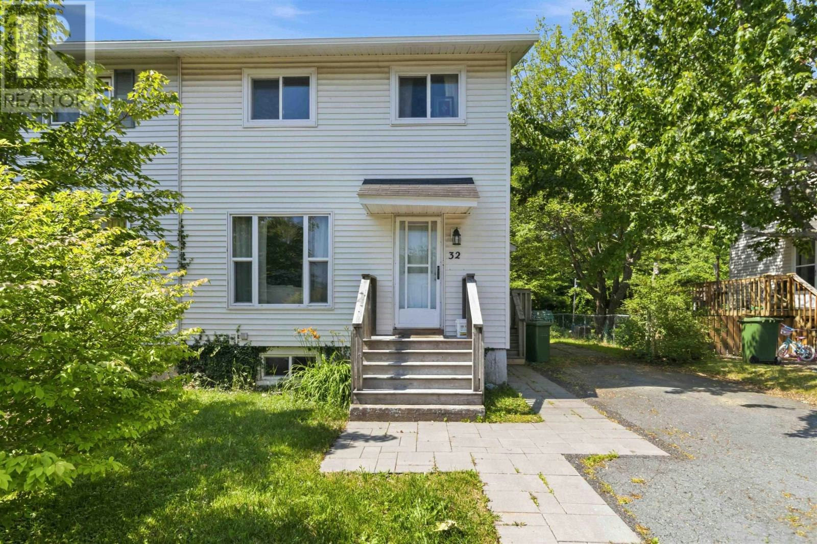 32 Lynnville Drive, Lower Sackville, NS, B4C 2H8