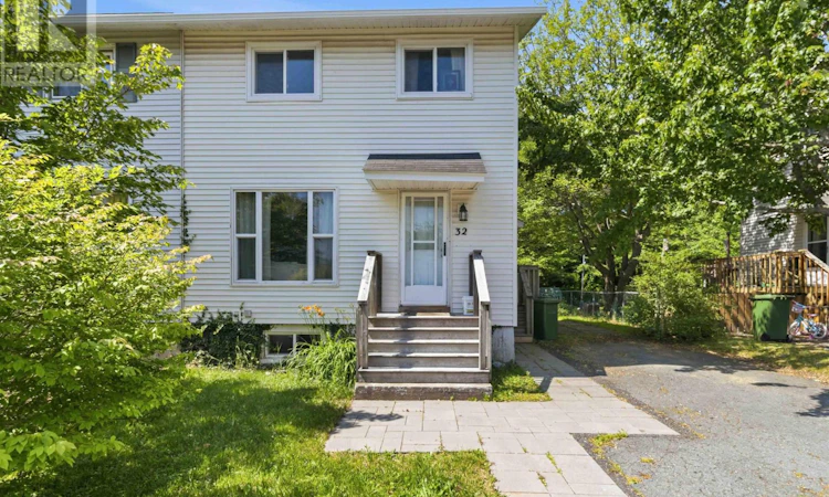 32 Lynnville Drive