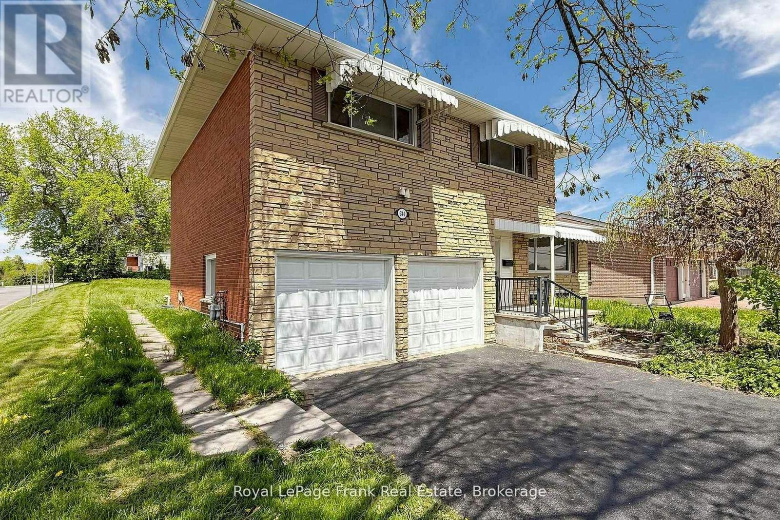 344 Rossland Road E, Oshawa, ON, L1G 2X1