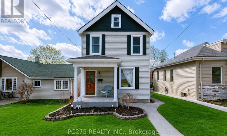 92 Walnut Street
