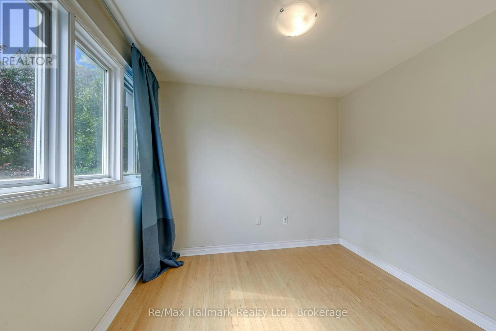 235 Tweedsdale Crescent, Oakville, ON, L6L 4P8 - 24
