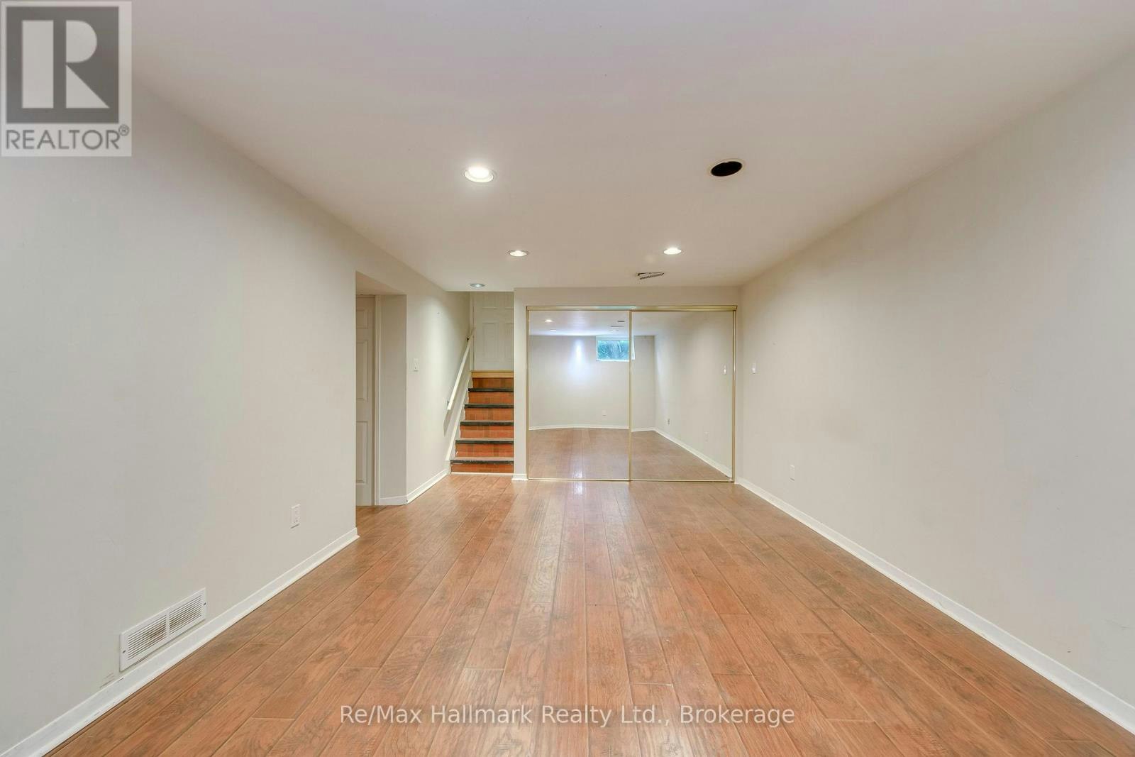 235 Tweedsdale Crescent, Oakville, ON, L6L 4P8 - 29