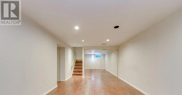 235 Tweedsdale Crescent, Oakville, ON, L6L 4P8 - 29