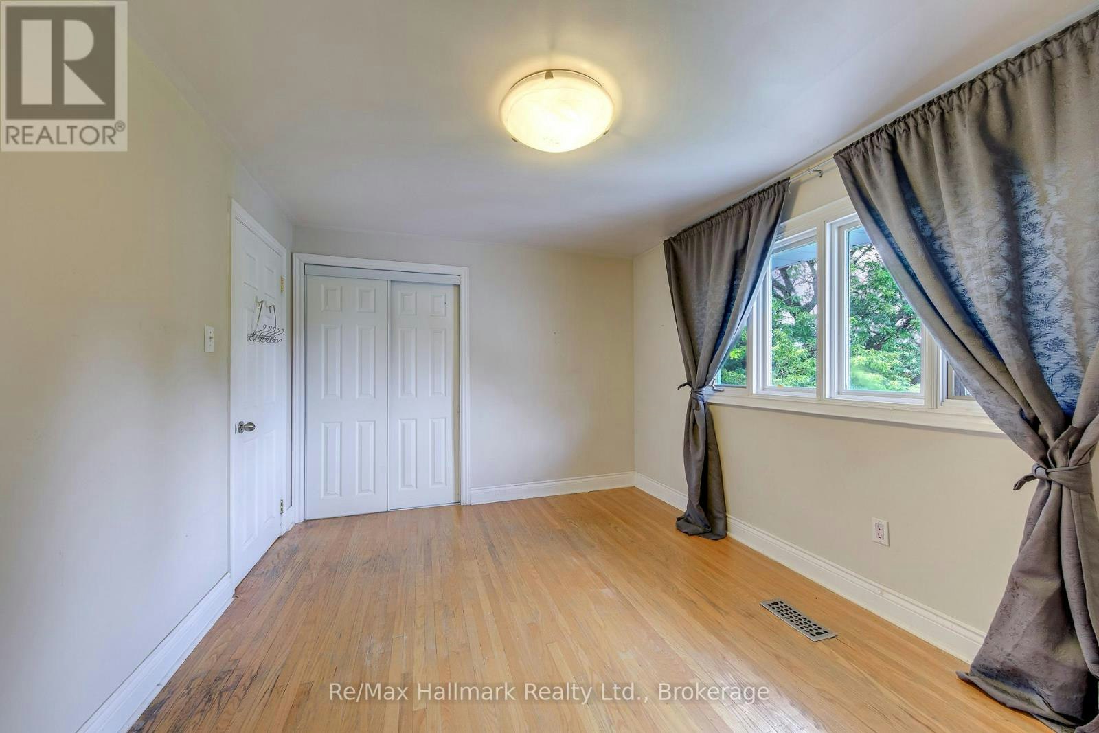 235 Tweedsdale Crescent, Oakville, ON, L6L 4P8 - 20