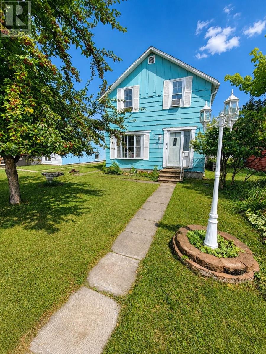 1032 Third Street E, Fort Frances, ON, P9A 1S4