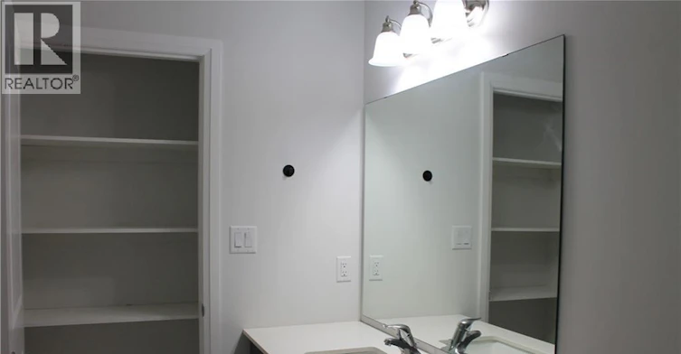 139-155 Equestrian Way, Cambridge, ON, N3E 0E8 - 10
