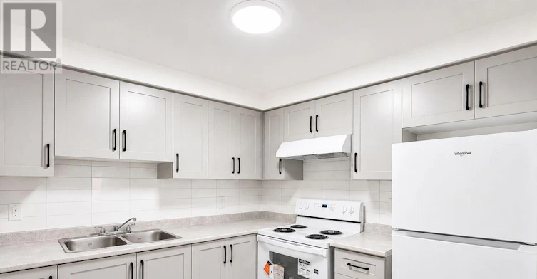 102-57 Parkwoods Village Drive, Toronto, ON, M3A 2X3 - 5