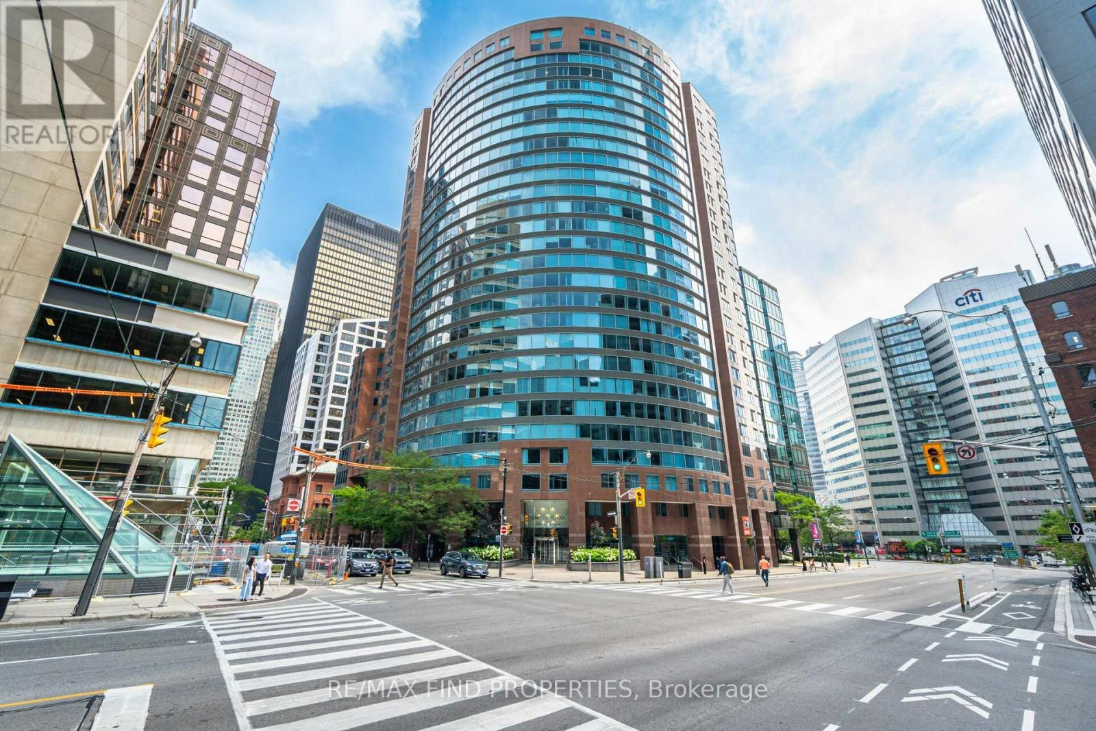 1203-33 University Avenue, Toronto, ON, M5J 2S7