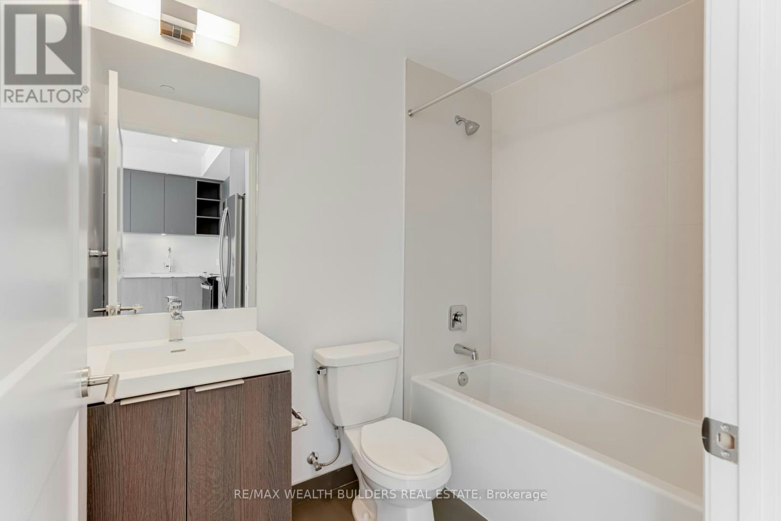 2520-50 Dunfield Avenue, Toronto, ON, M4S 3A4 - 23
