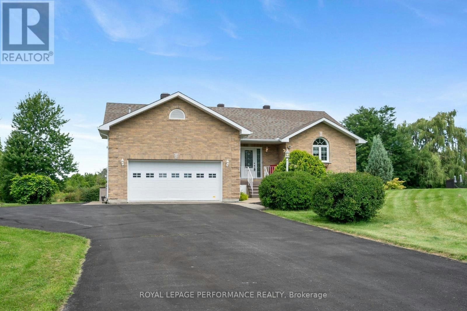 18245 Tyotown Road, South Glengarry, ON, K6H 7S7