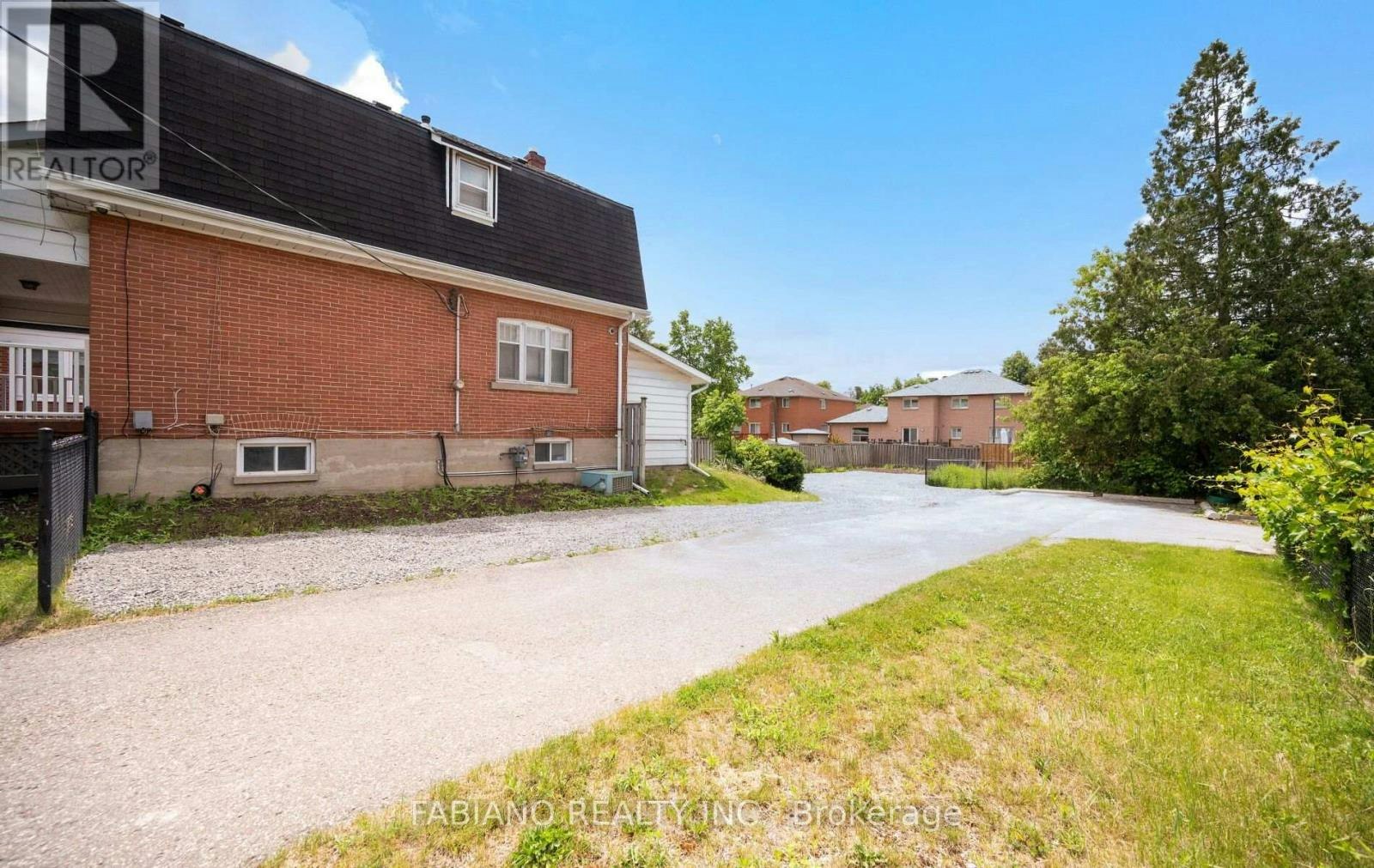 7872 Kipling Avenue, Vaughan, ON, L4L 1Z5 - 46