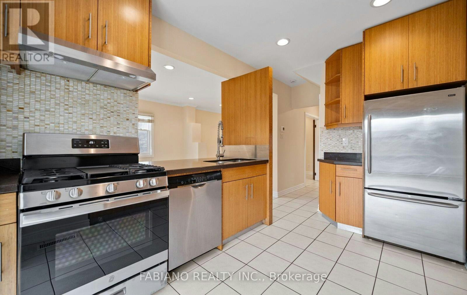 7872 Kipling Avenue, Vaughan, ON, L4L 1Z5 - 16