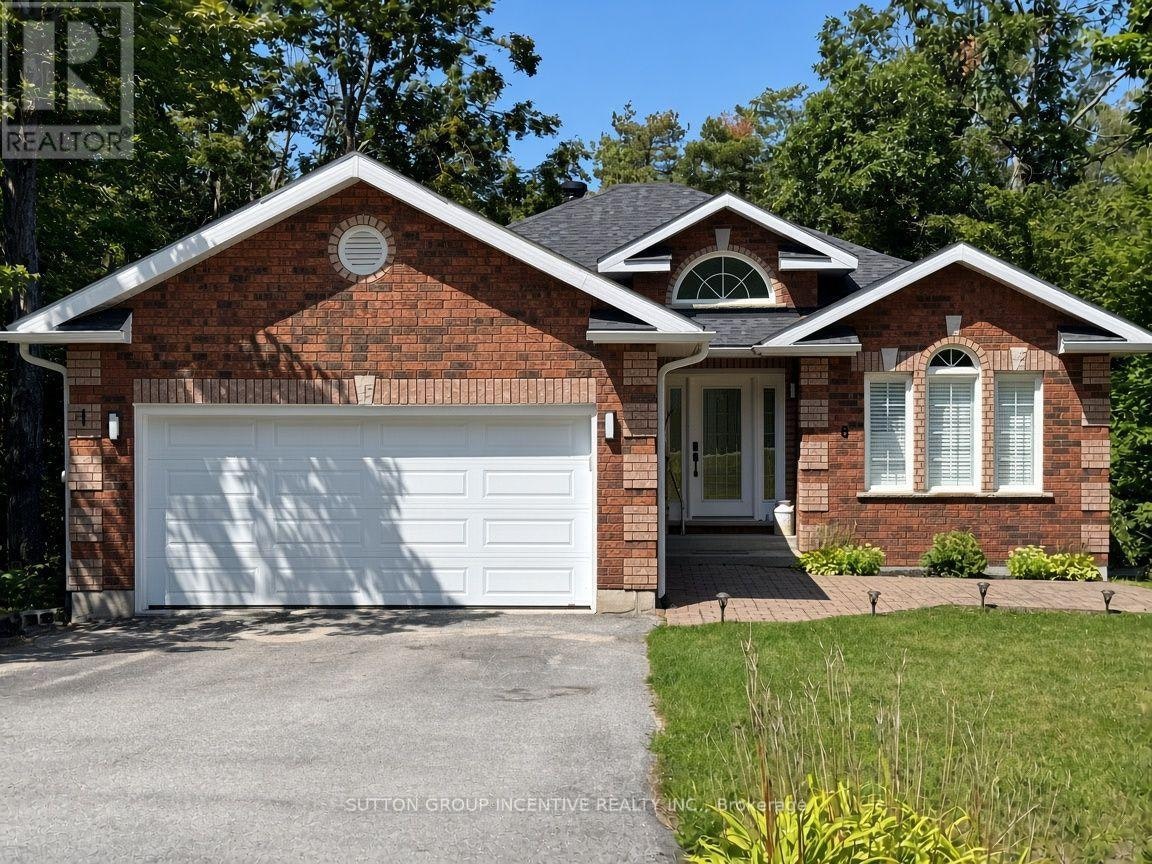 8 Alpine Way, Oro-Medonte, ON, L0L 2L0