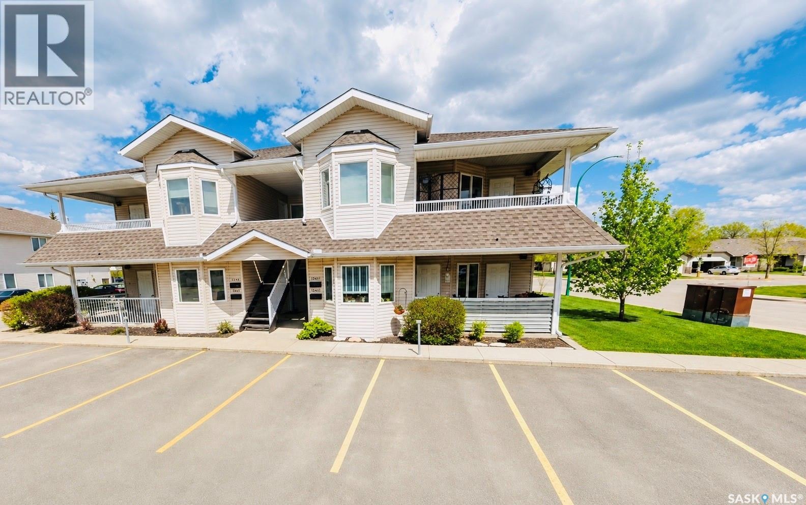 3287 Woodhams Drive, Regina, SK, S4V 3A2