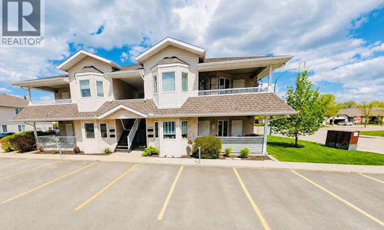 3287 Woodhams Drive