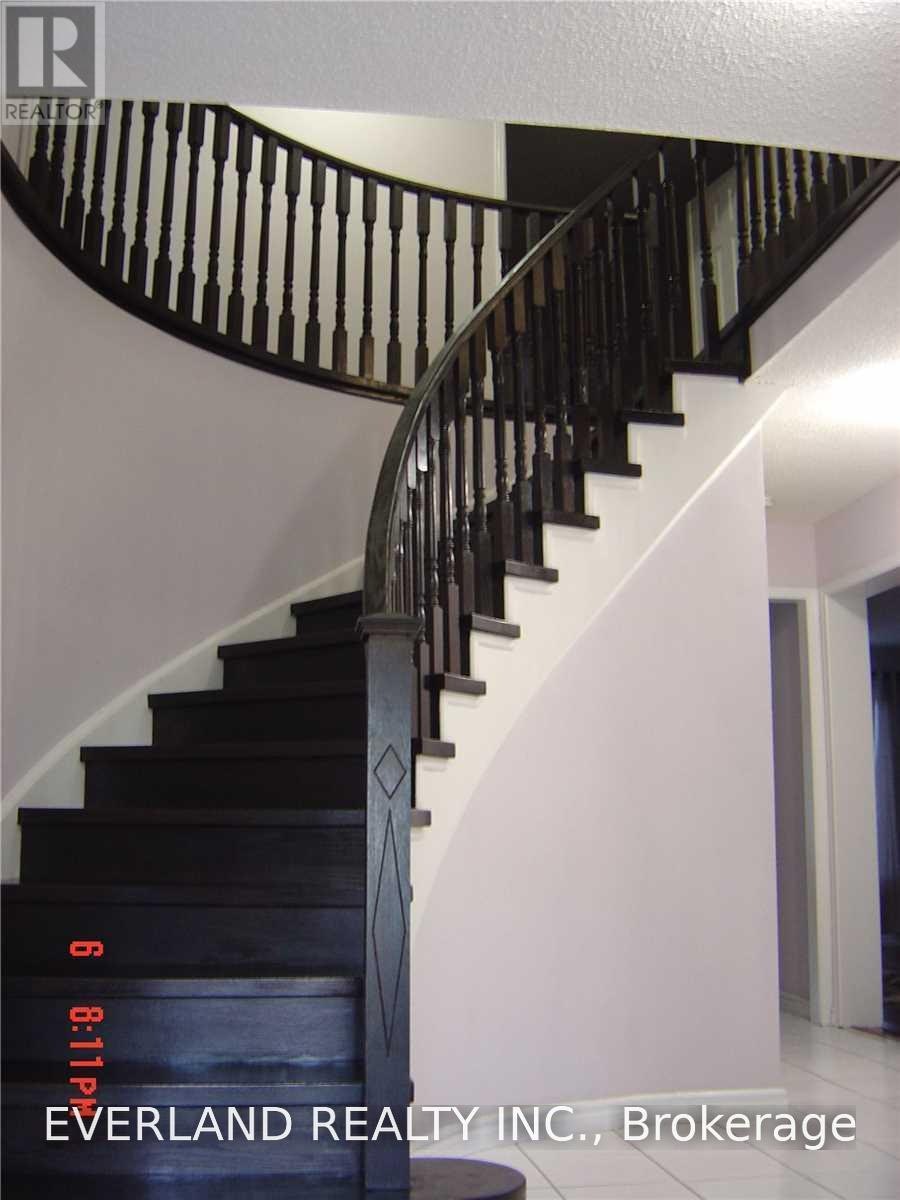 FLOOR-MAIN 4101 And Second Loyalist Drive, Mississauga, ON, L5L 3Z1 - 10
