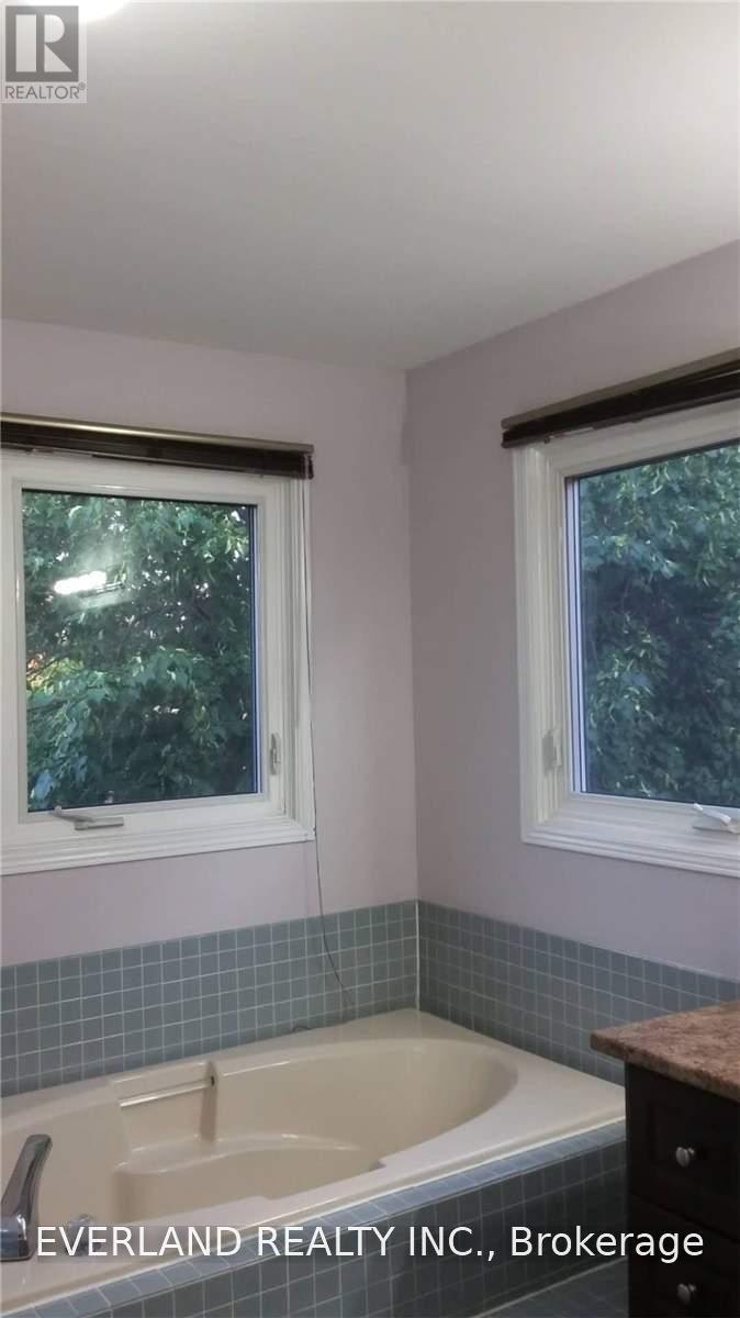 FLOOR-MAIN 4101 And Second Loyalist Drive, Mississauga, ON, L5L 3Z1 - 12