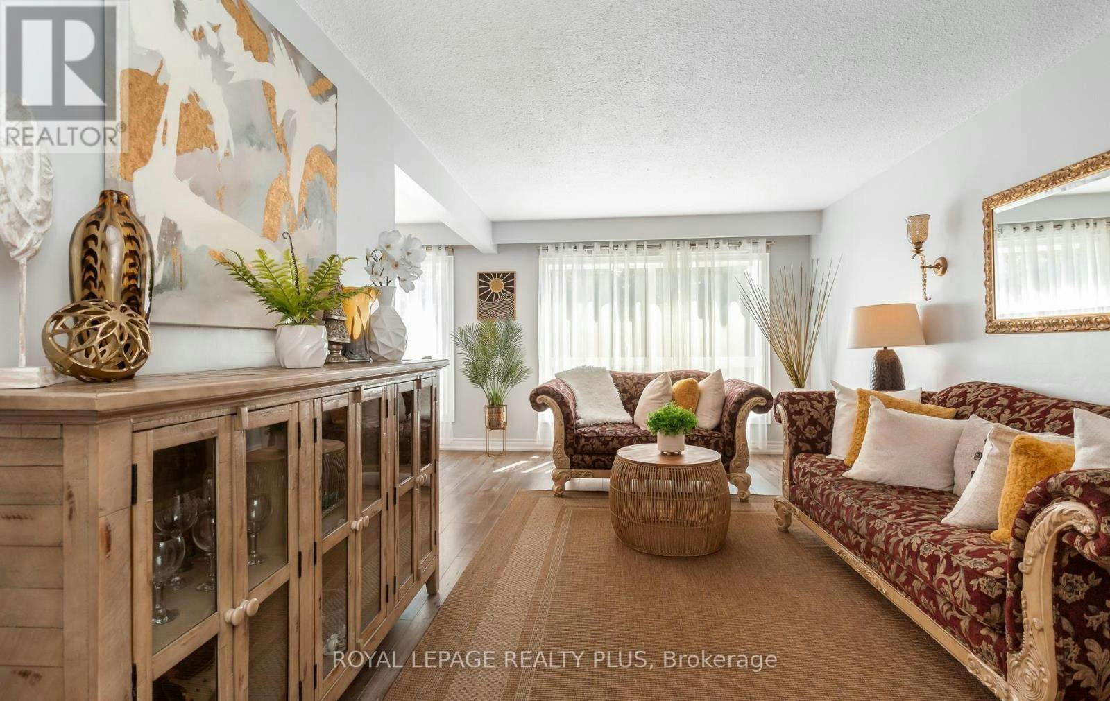 26-2380 Bromsgrove Road, Mississauga, ON, L5J 4E6